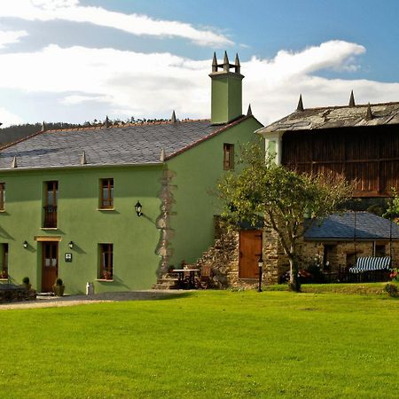 Os Tres Teixos Guest House San Acisclo Екстериор снимка
