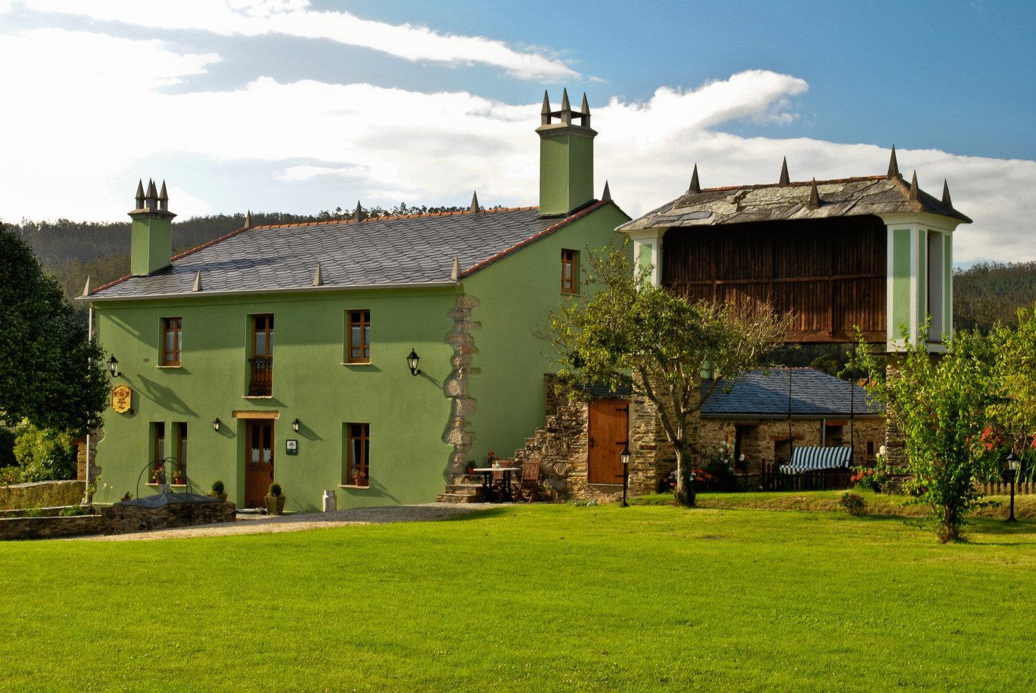 Os Tres Teixos Guest House San Acisclo Екстериор снимка
