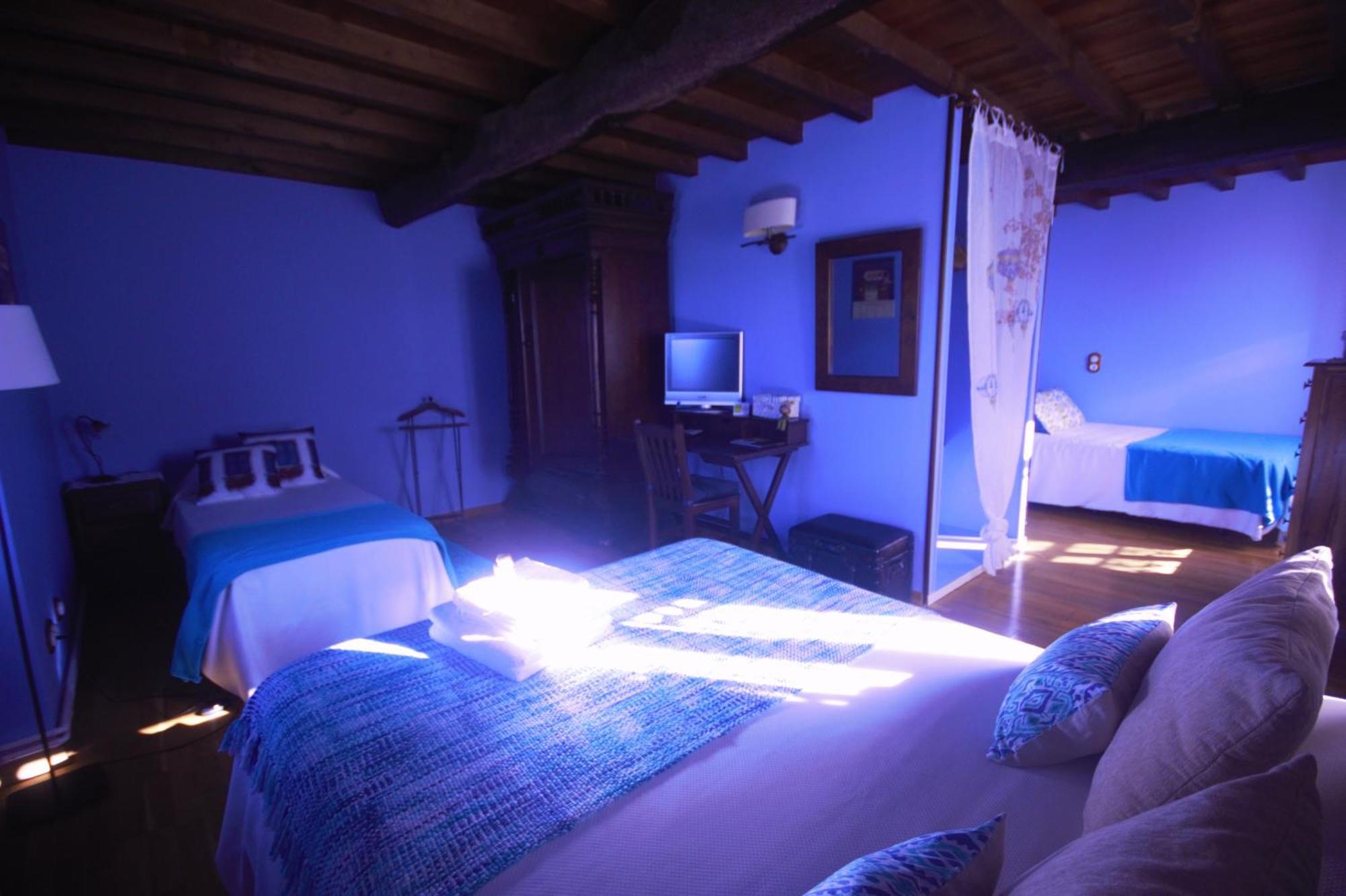 Os Tres Teixos Guest House San Acisclo Стая снимка