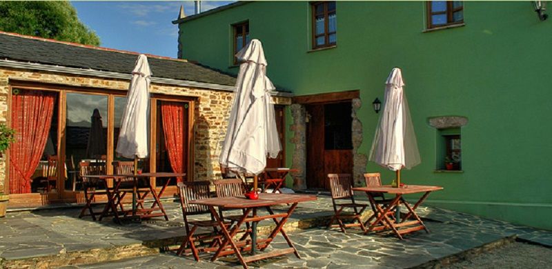 Os Tres Teixos Guest House San Acisclo Екстериор снимка