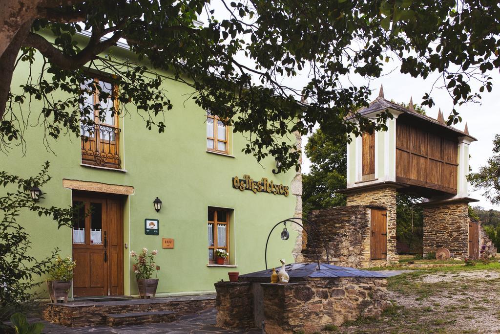 Os Tres Teixos Guest House San Acisclo Екстериор снимка