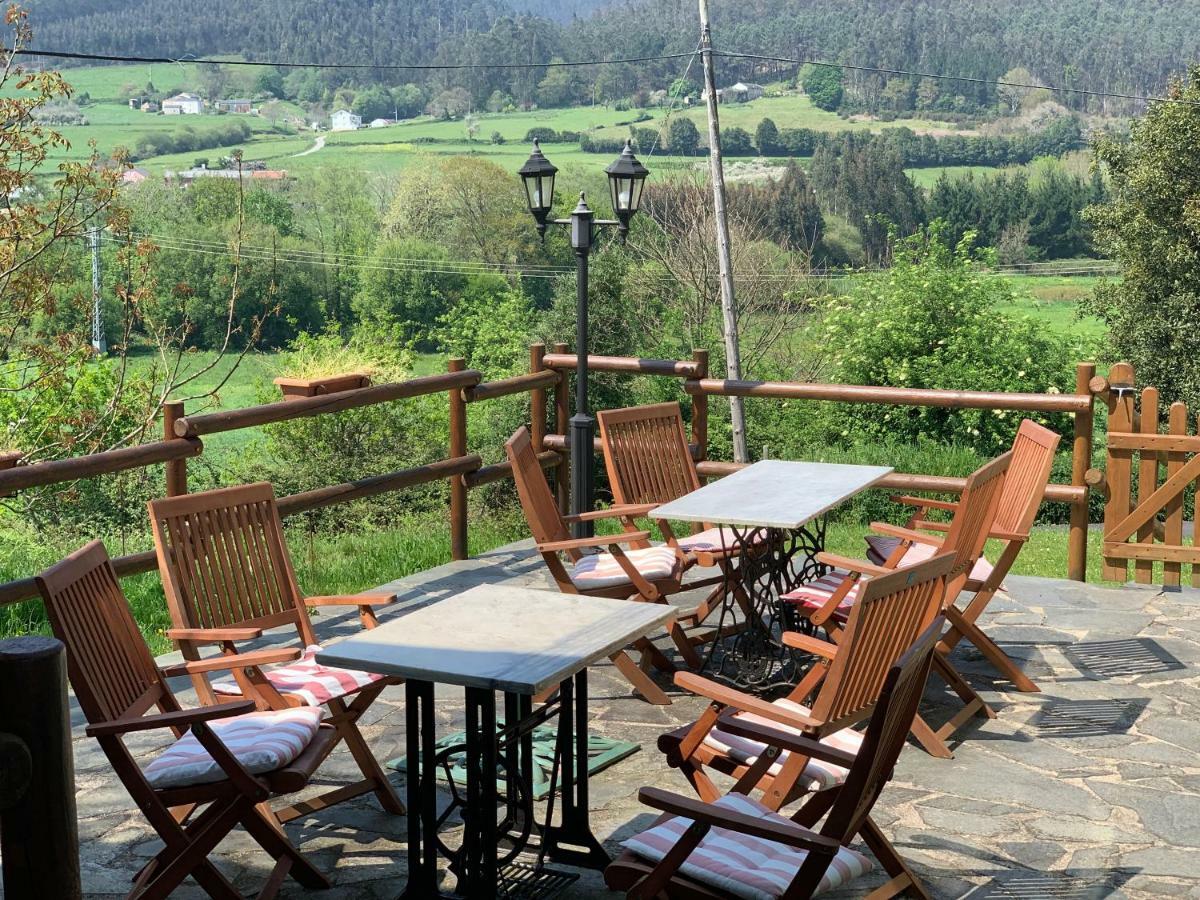 Os Tres Teixos Guest House San Acisclo Екстериор снимка